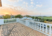 Chalet independiente con terreno en venta en la España, Sanlúcar la Mayor, ref: TR410102 foto