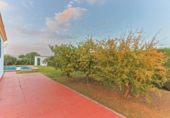 Chalet independiente con terreno en venta en la España, Sanlúcar la Mayor, ref: TR410102 foto