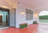 Chalet independiente con terreno en venta en la España, Sanlúcar la Mayor, ref: TR410102 foto
