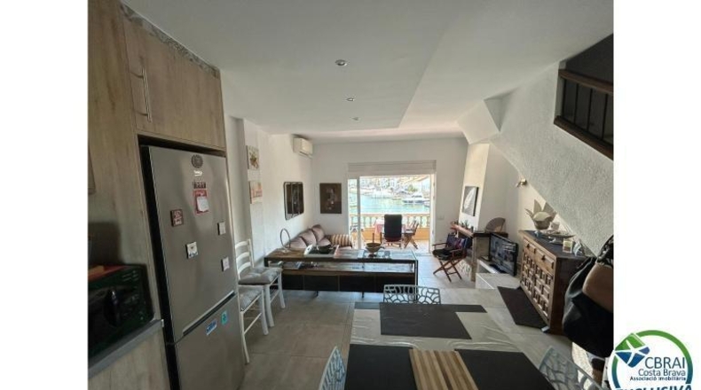Girona - Кастельо-д'Эмпуриес - 85m2