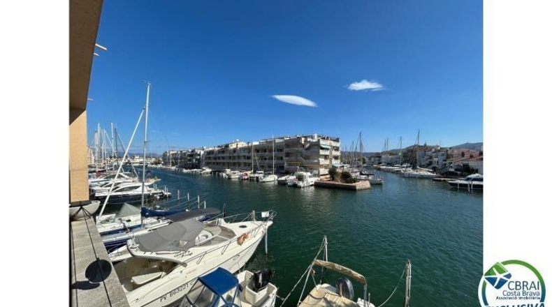 Girona - Кастельо-д'Эмпуриес - 85m2