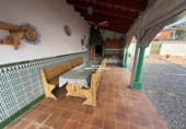 Отдельно стоящий дом с участком на продажу в городе Sant Jaume dels Domenys Фото