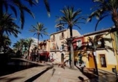 Chalet adosado con terreno en venta en Hondón de las Nieves ref: TR410111 foto