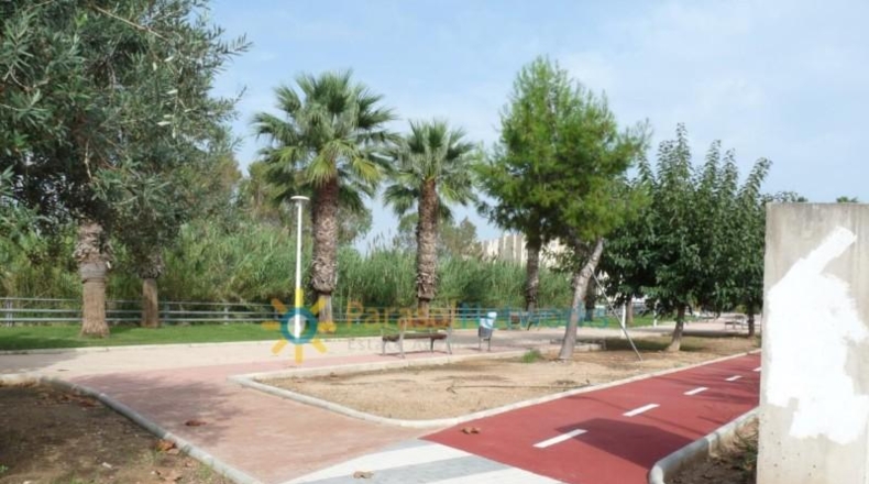 Valencia - Guardamar de la Safor - 698m2