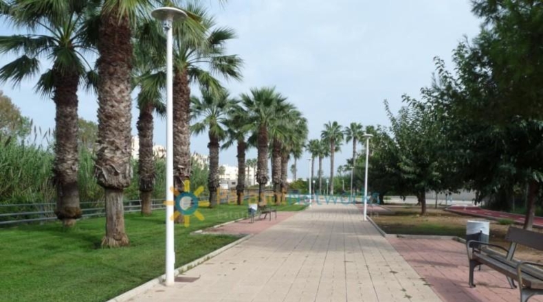 Valencia - Guardamar de la Safor - 698m2