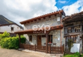 Detached villa with land for sale on España, Lugo de Llanera, ref: TR404767 photo