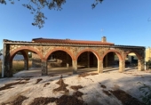 Chalet independiente con terreno en venta en la España, Badajoz, ref: TR410255 foto