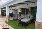 Chalet independiente con terreno en venta en la España, Villanueva de la Serena, ref: TR410279 foto