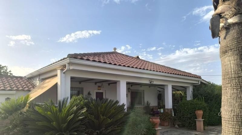 Badajoz - Villanueva de la Serena - 1080m2