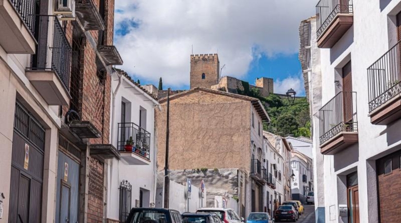 Jaén - Alcalá la Real - 554m2