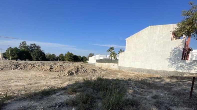 Alicante - Dolores - 900m2