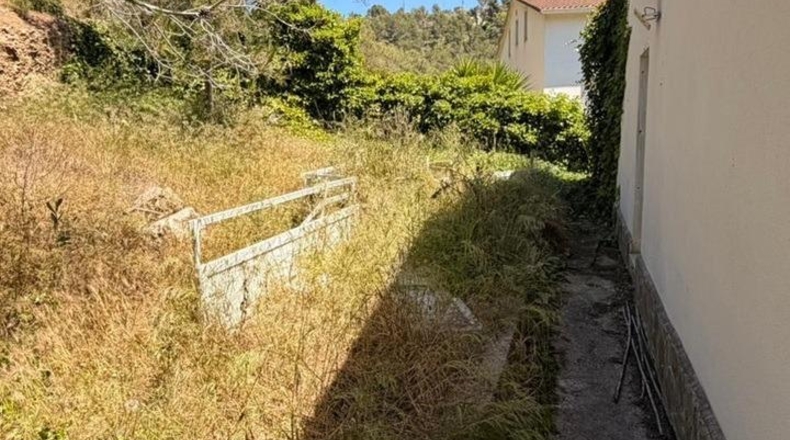 Barcelona - Canyelles - 493m2