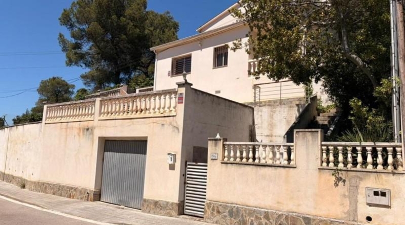 Barcelona - Canyelles - 493m2