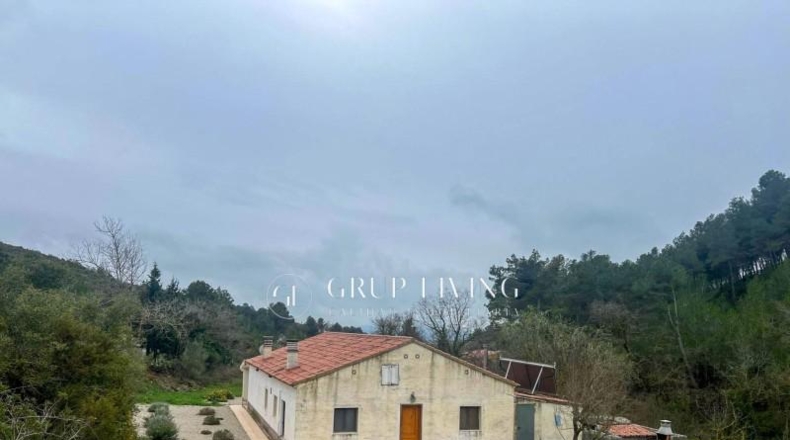 Барселона - Torrelles de Foix - 182m2