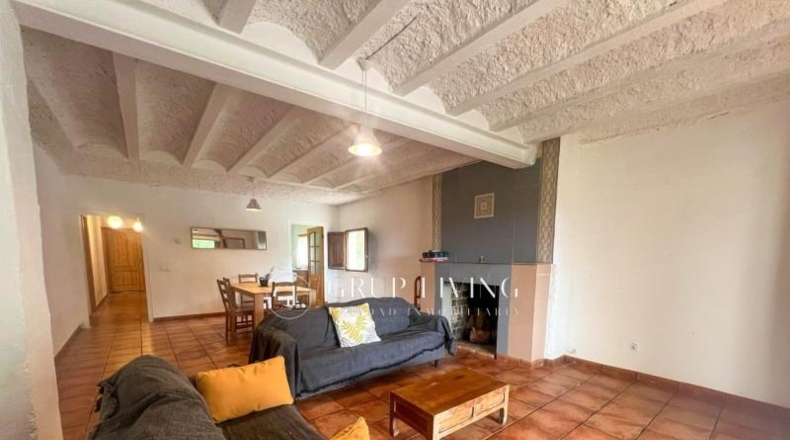 Барселона - Torrelles de Foix - 182m2