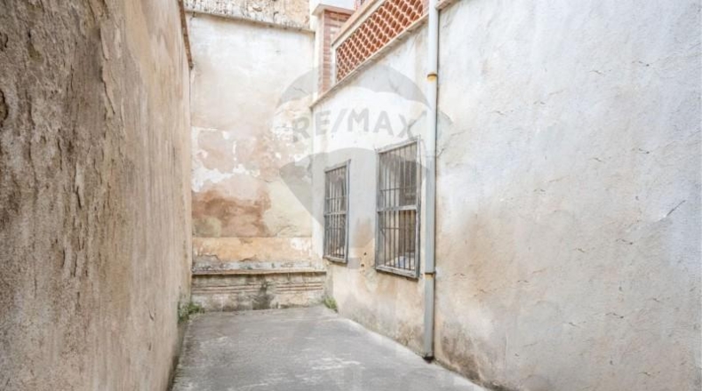 Valencia - Enguera - 726m2