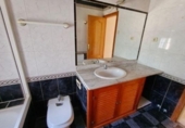 Chalet independiente con terreno en venta en la España, Nuevo Baztán, ref: TR410369 foto