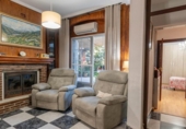 Дом с участком на продажу в городе Purchil Фото