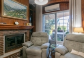 Дом с участком на продажу в городе Purchil Фото