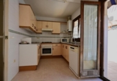 Отдельно стоящий дом с участком на продажу в городе Los Alcázares Фото
