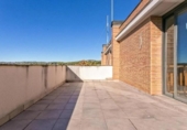 Casa de pueblo en venta en la España, Vilanova i la Geltrú, ref: TR410395 foto