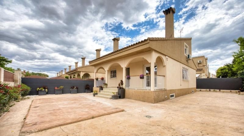 Alicante - Mutxamel - 242m2