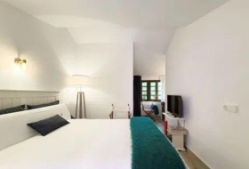 Villaviciosa 1600&nbsp;m² 