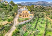 Chalet independiente con terreno en venta en la España, Orba, ref: TR396680 foto