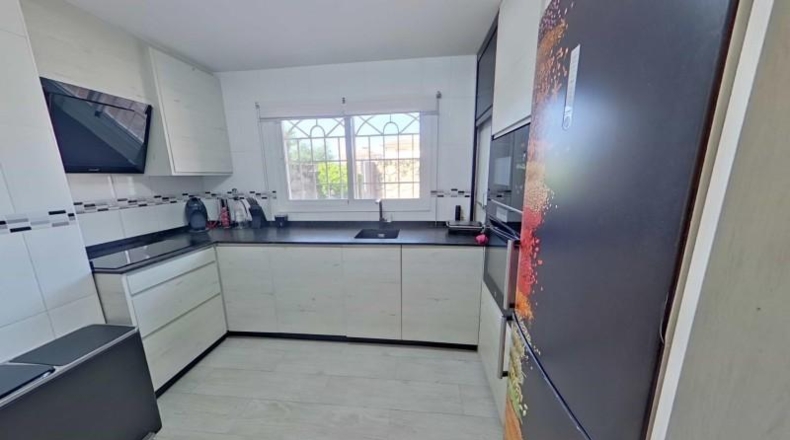 Community of Madrid - Miraflores de la Sierra - 246m2