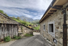 Proaza 1800&nbsp;m² 