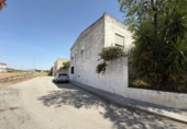 Chalet independiente con terreno en venta en la España, Badajoz, ref: TR411365 foto