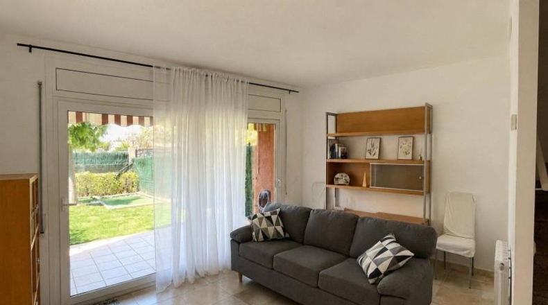Жирона - Torroella de Fluvià - 94m2