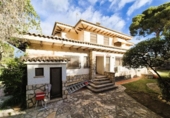 Chalet independiente con terreno en venta en la España, Alicante, ref: TR379469 foto