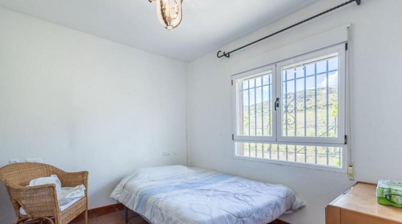 Granada - Beas de Guadix - 1800000m2