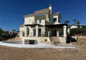 Xalet independent amb terreny en venda a la España, Estepona, ref.: TR386951 foto
