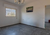 Дом с участком на продажу в городе Motril Фото