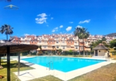 Chalet adosado con terreno en venta en Rincón de la Victoria ref: TR410478 foto