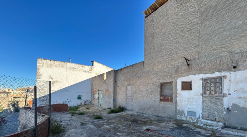Alicante - Crevillent - 275m2