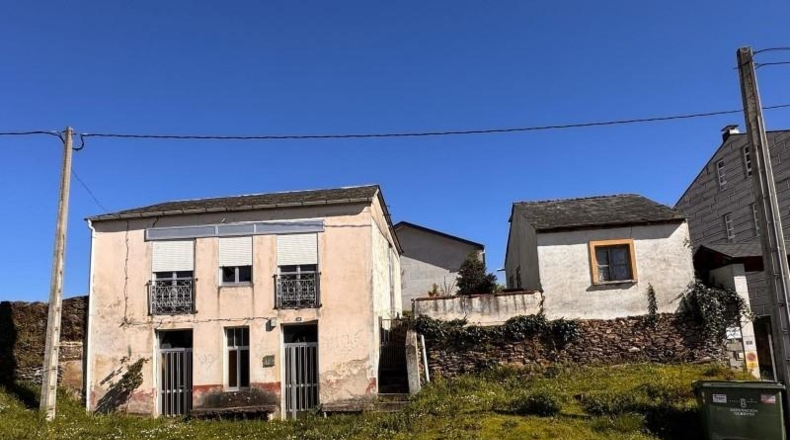 Orense - Viana do Bolo - 278m2