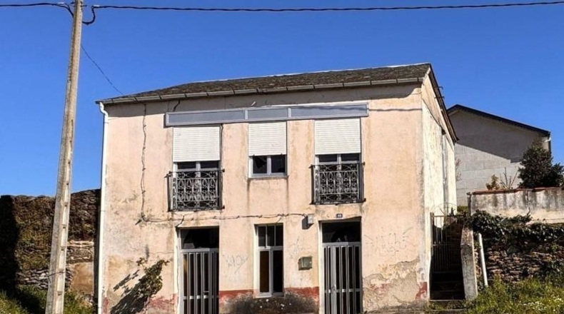 Orense - Viana do Bolo - 278m2