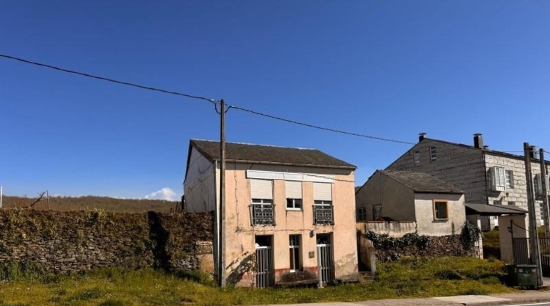 Orense - Viana do Bolo - 278m2