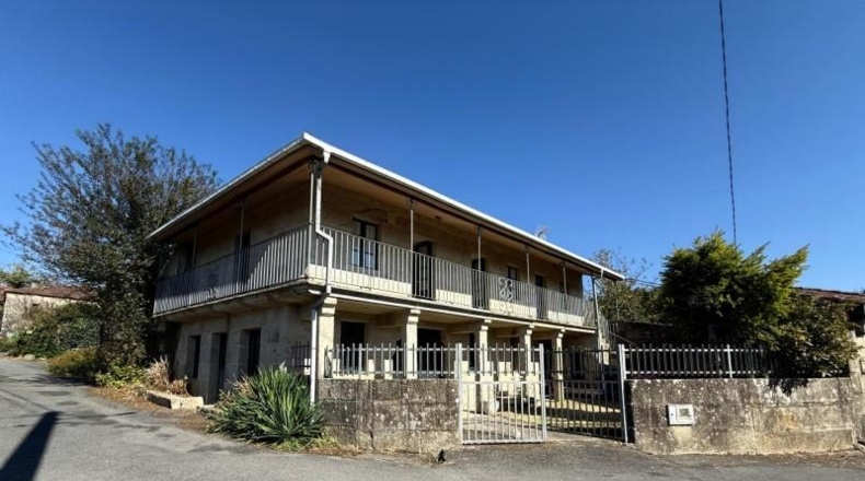 Pontevedra - O Carballiño - 195m2