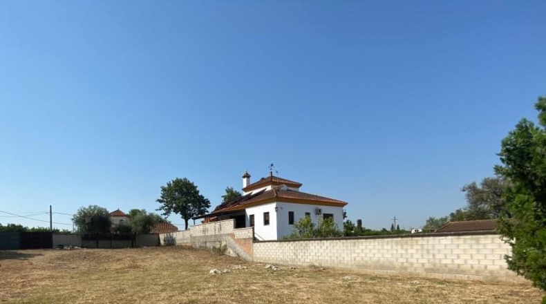 Sevilla - Palomares del Río - 635m2