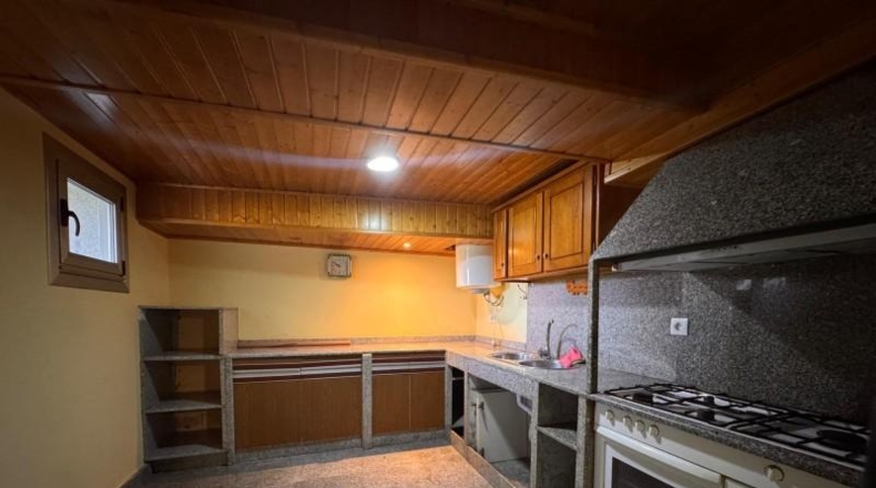 Orense - Xinzo de Limia - 325m2