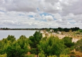 Chalet independiente con terreno en venta en la España, Villafranca de los Caballeros, ref: TR152259 foto