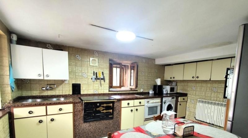 Cantabria - Santa María de Cayón - 1190m2