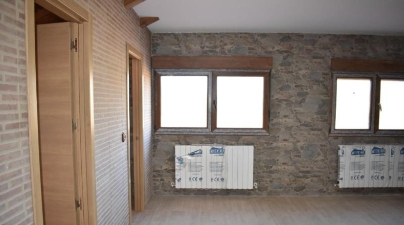Burgos - Barrio de Bricia - 1910m2