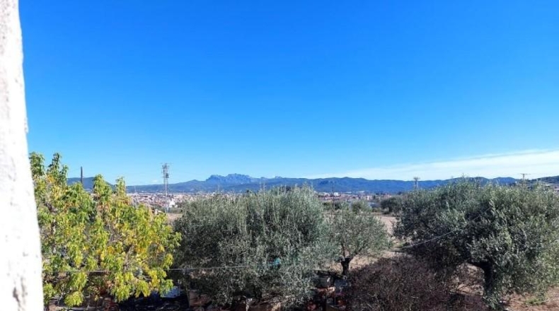Barcelona - Santa Margarida de Montbui - 19100m2
