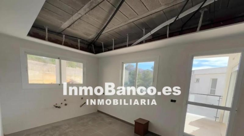 Valencia - Torrente - 765m2