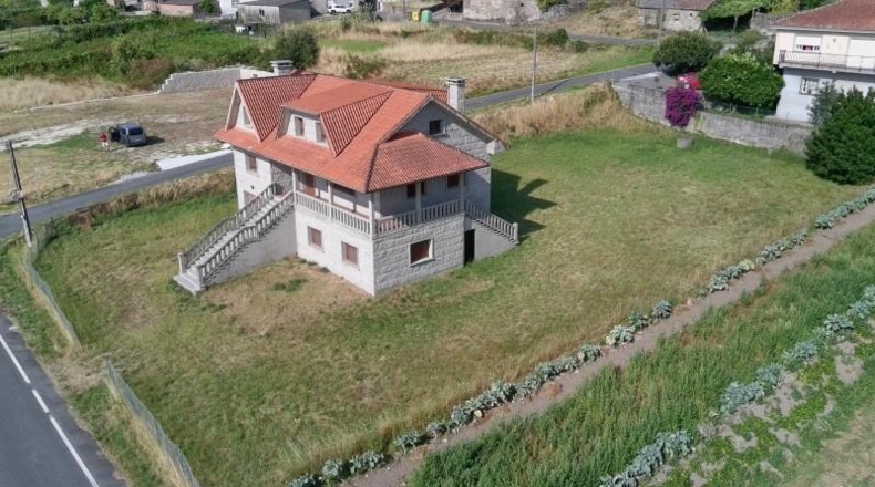 La Coruña - Bexo - 1680m2
